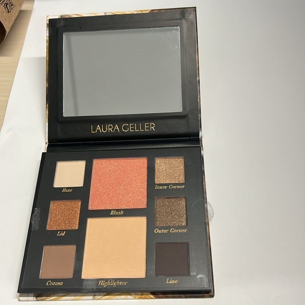 Laura Geller The Hostess Face Palette - New